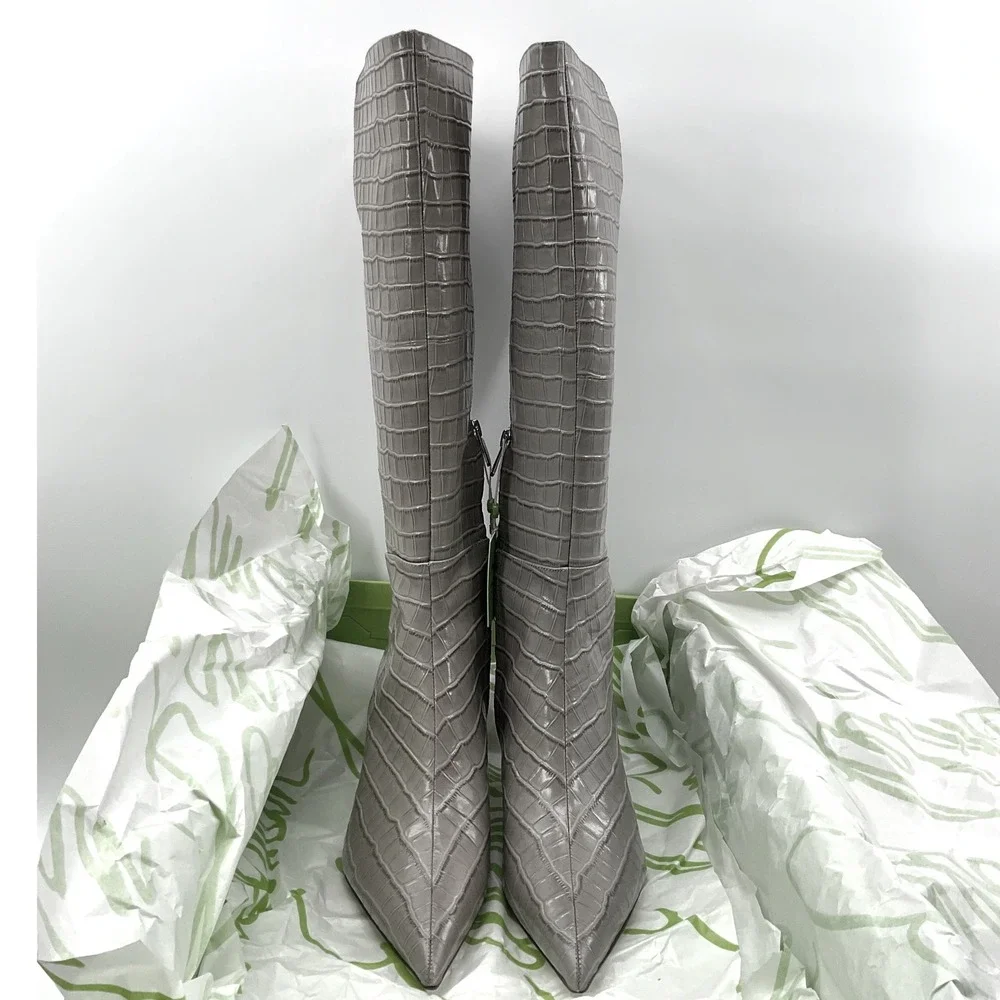 Sam Edelman full shape closure